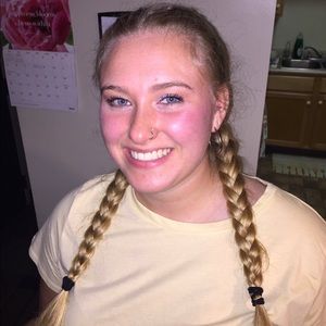 Meet your Posher, Deanna